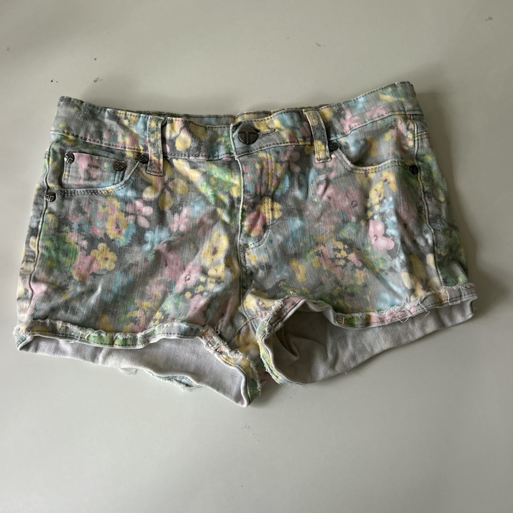 Tractr Pastel Floral Kids Shorts